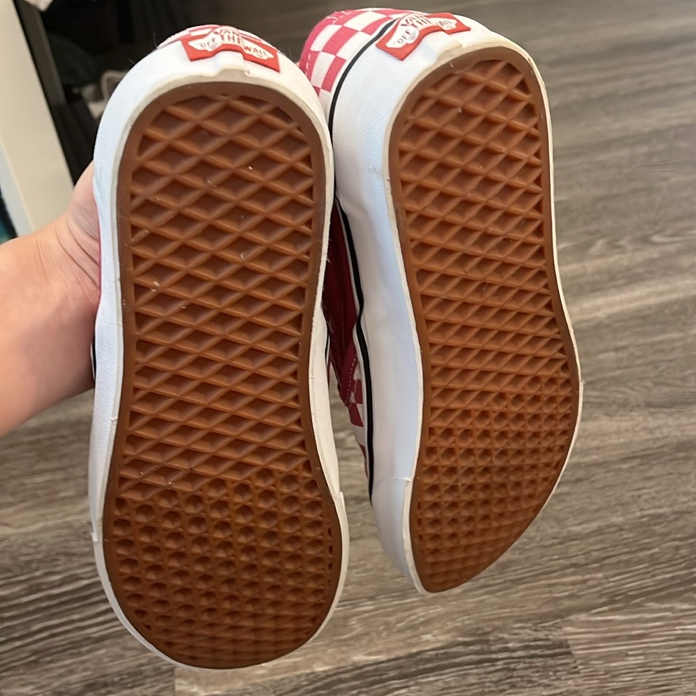 Vans - Picture 3 of 3
